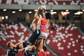 江苏体彩_乔纳森-罗独家专访，足球生涯无偶像，斯特林仅是故乡同路人