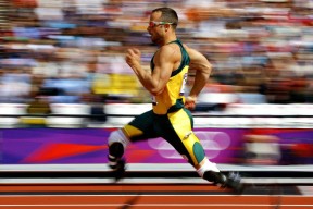 江苏体彩|森林狼主场大胜勇士扳平系列赛 库里观战 巴特勒17分爱德华兹带伤20分闪耀